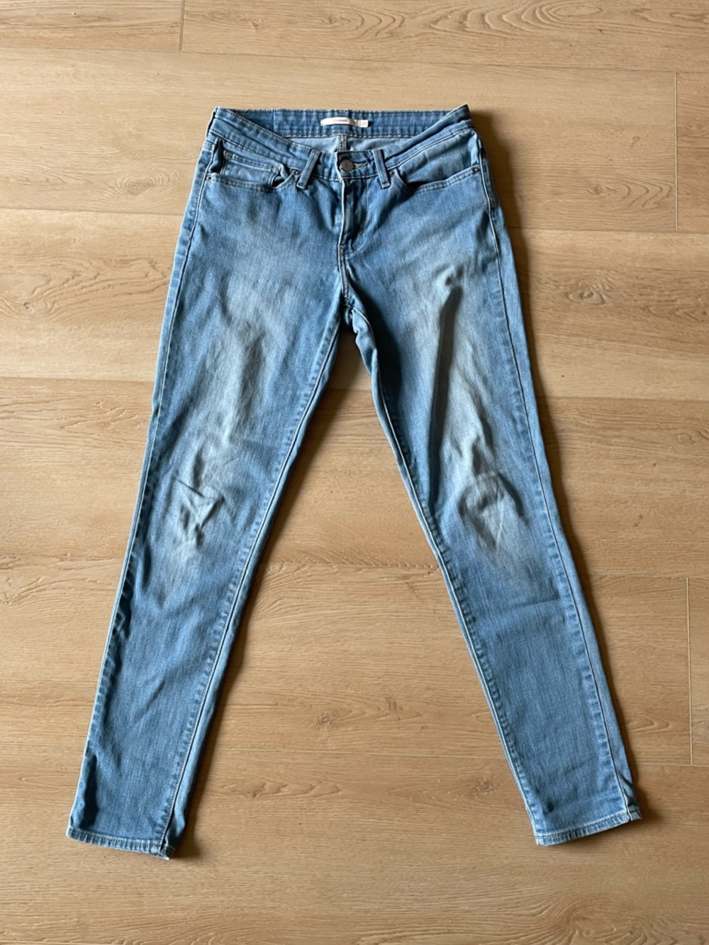 Levi’s 711 Skinny Jeans Women’s Size 28 Light Wash Stretch Denim Mid Rise